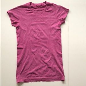 Lululemon Short Sleeve Size 6